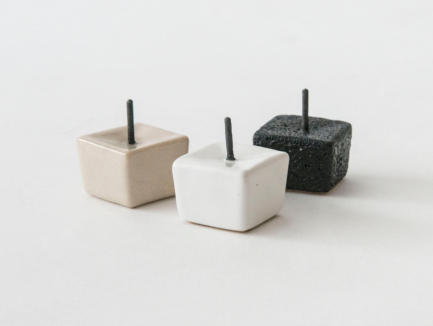 DAIYO Candle Stand RIPPOH (Cube)