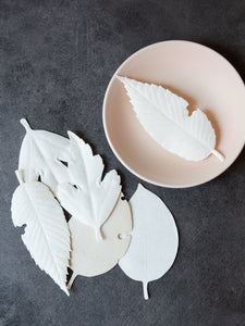 HA KO Paper Incense - Wooden Box Set of 6 with Incense Mat and Dish